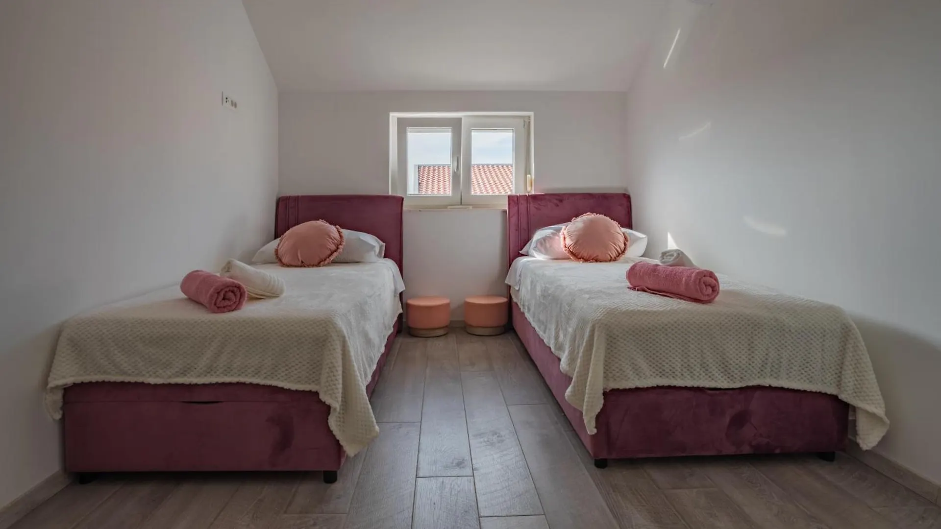 Seaview Apartments Roberta Zadar