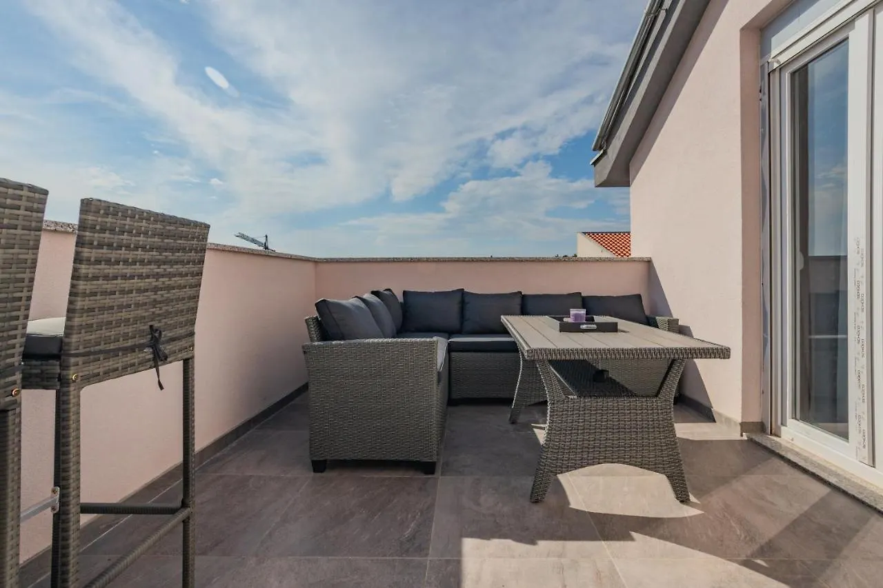 Seaview Apartments Roberta Zadar
